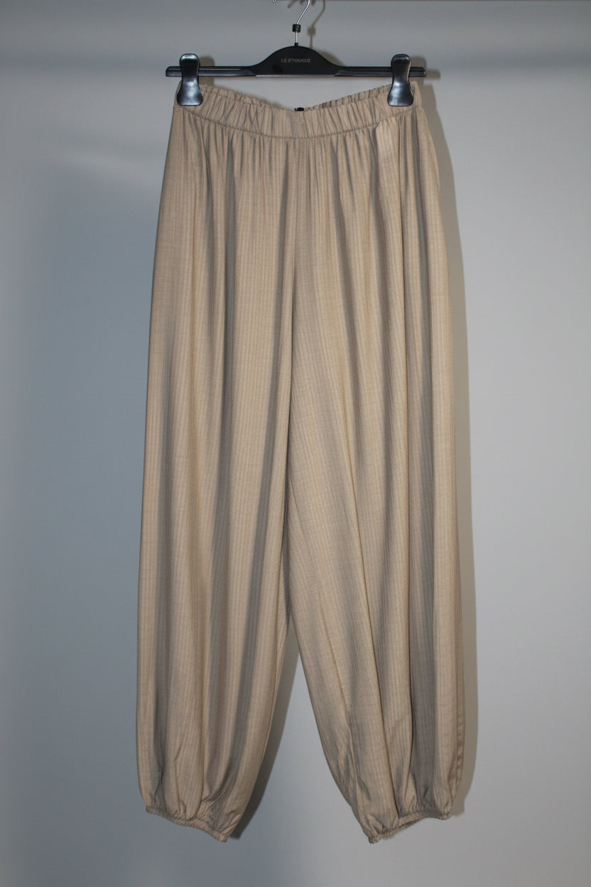 Pantalone Elastico con Elastico alla Caviglia — Color Beige