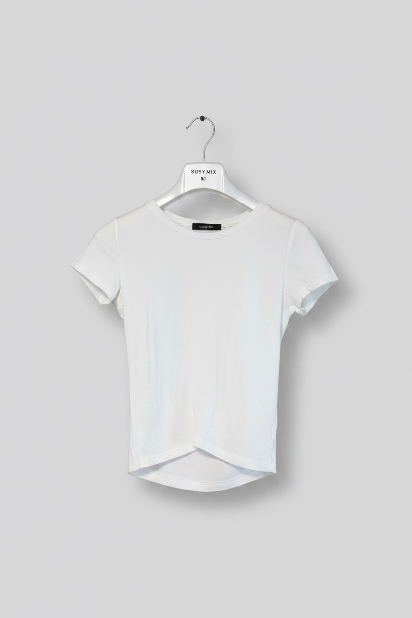 T-Shirt Crop Cut-Out